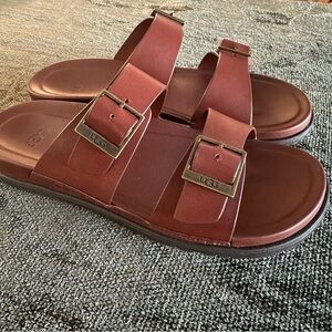 UGG Wainscott Buckle Slide
